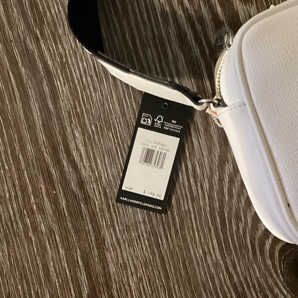 Karl Lagerfeld Crossbody White Bag with Red and Pink Hearts Valentine Edition - Picture 4 of 8